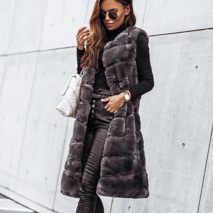 Shopping In The City Coat - Body By J'ne