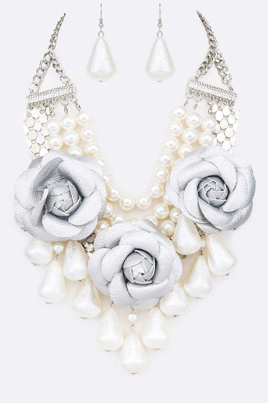 Mix Pearl Statement Necklace Set deals - White