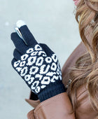 Leopard Stretch Touch Gloves