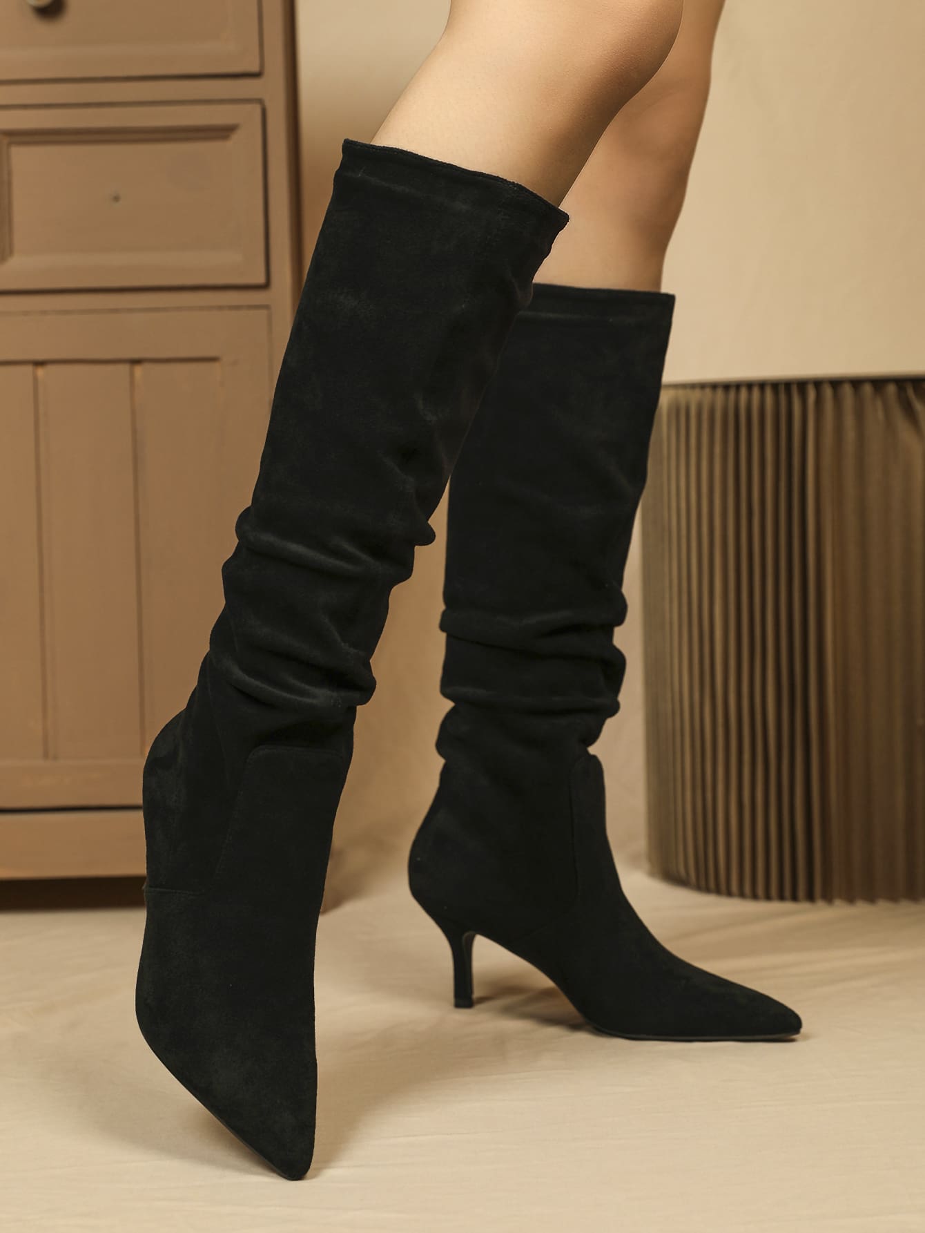 Wrinkled Knee-High Pull-On Boots,