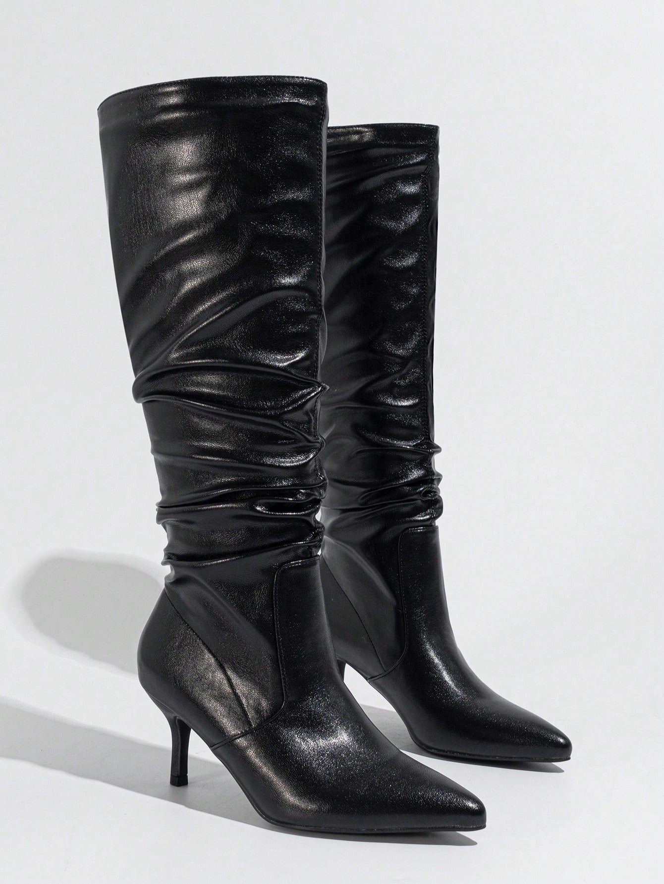 Wrinkled Knee-High Pull-On Boots,