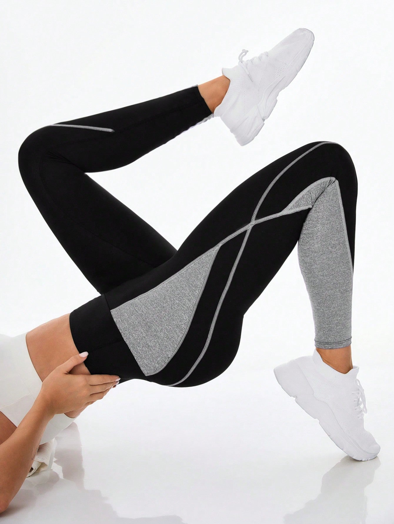 Color Block Slim Fit Sports Leggings - Body By J'ne