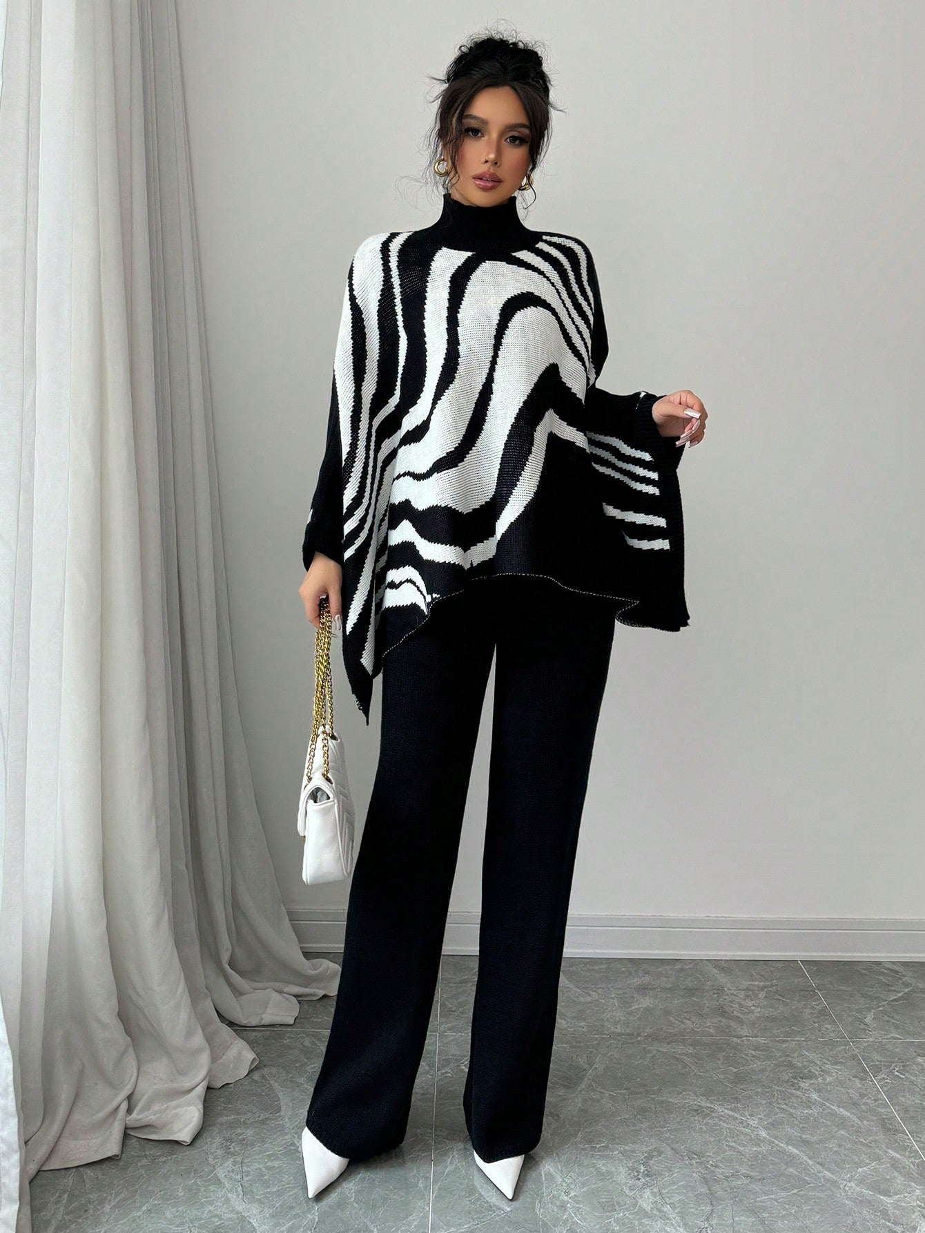 Contrast Zebra Batwing Sweater & Pants Set