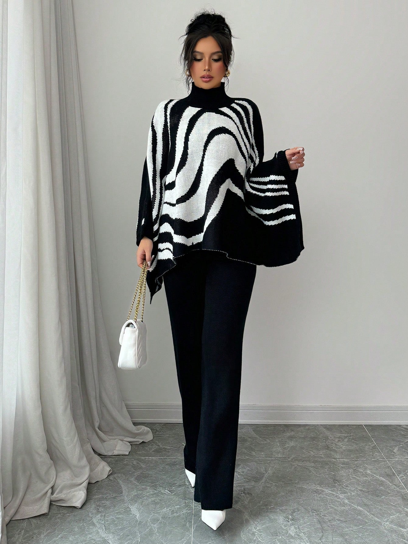 Contrast Zebra Batwing Sweater & Pants Set