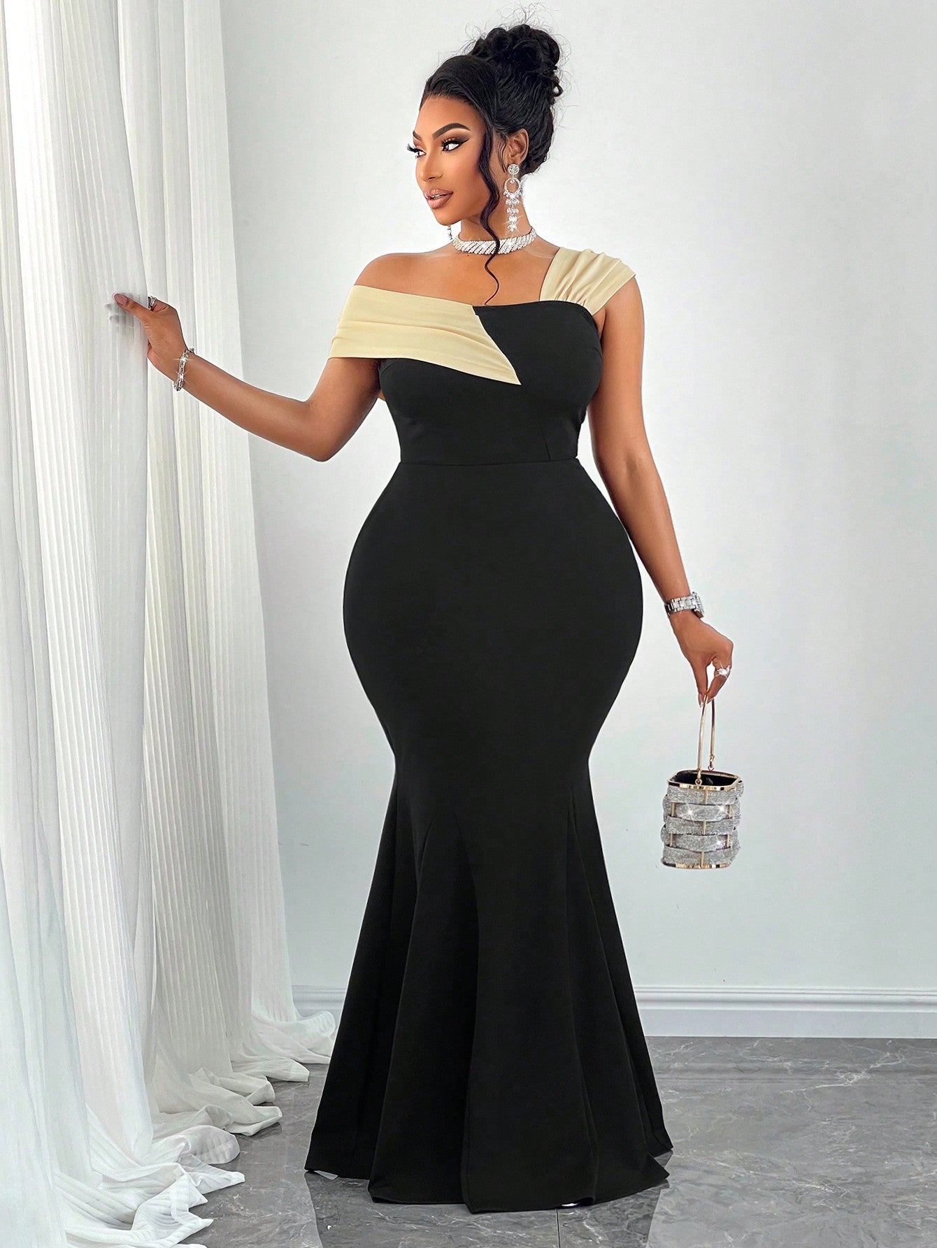 Asymmetric Neckline Color Block Fitted Maxi Dress