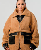 OVERSIZED SHERPA WITH CONTRAST JACKET