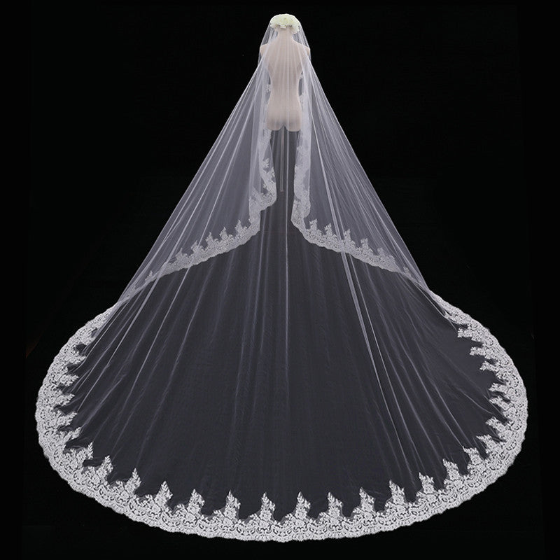 Long Tail Master Veil