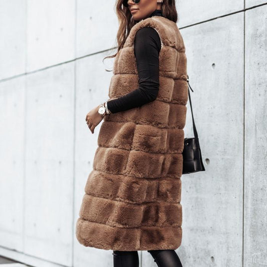 Shopping In The City Coat - Body By J'ne