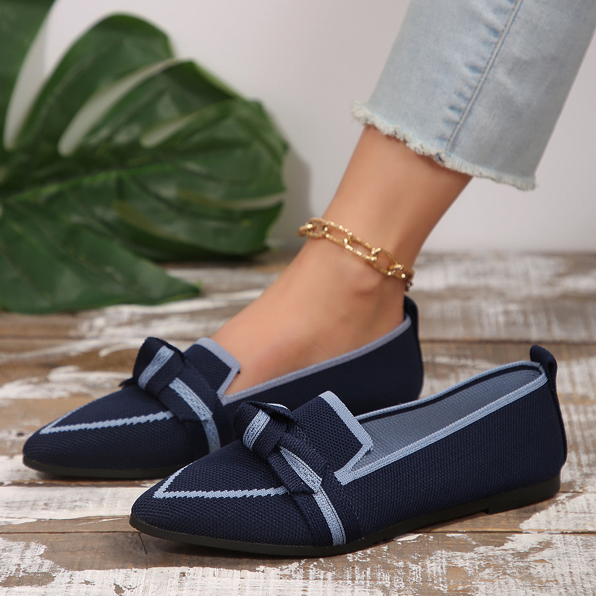 Bow Contrast Trim Point Toe Loafers - Body By J'ne