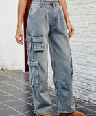 Jeans lavados con bolsillos