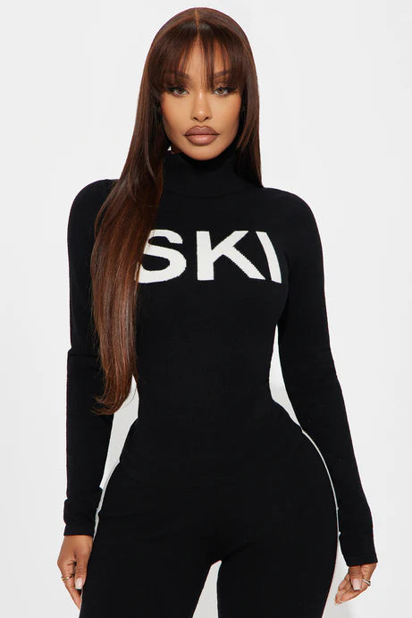 Summit Pullover Sweater Set