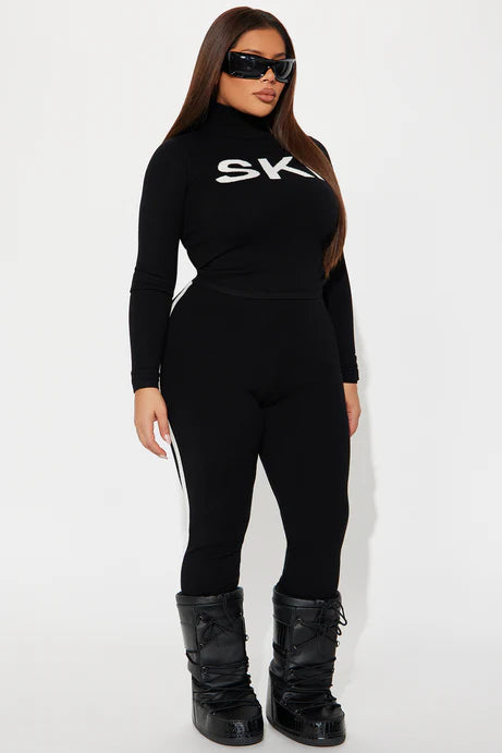 Summit Pullover Sweater Set