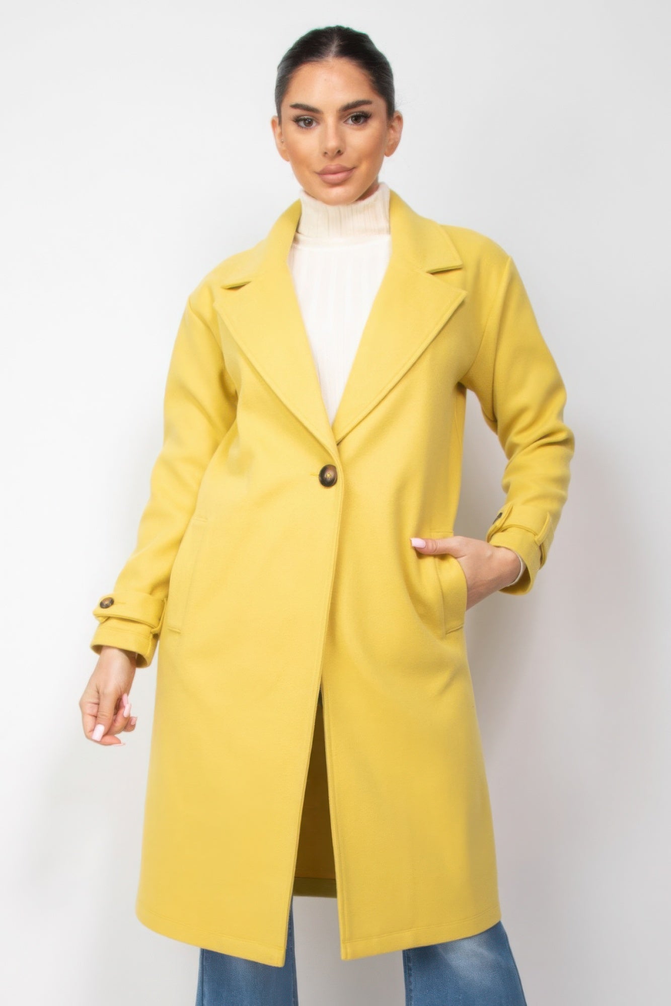 Collar pocketed coat - Body By J'ne
