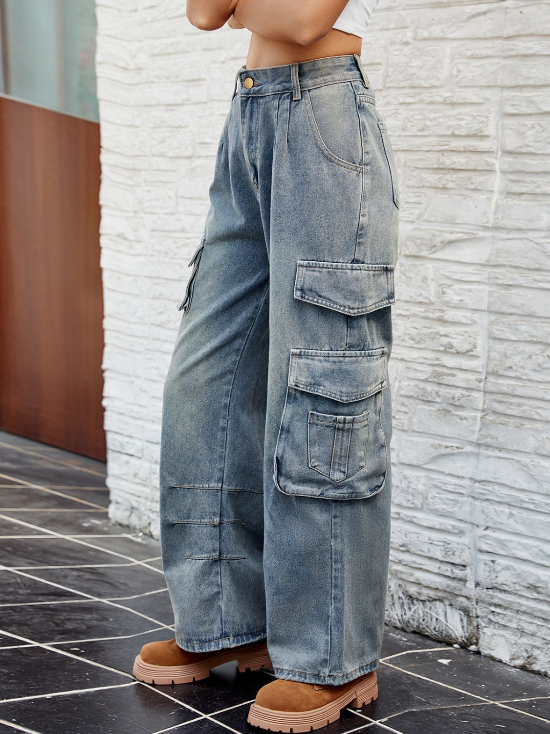 Washed Jeans with Pockets - Body By J'ne