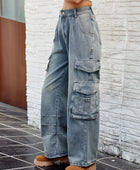 Jeans lavados con bolsillos