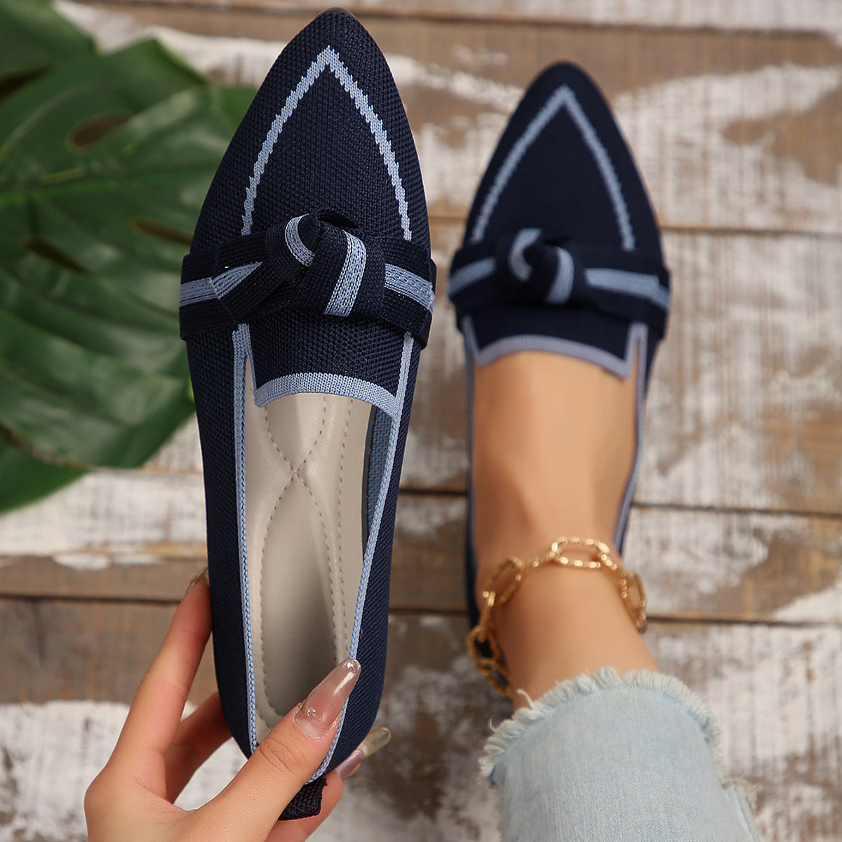 Bow Contrast Trim Point Toe Loafers - Body By J'ne