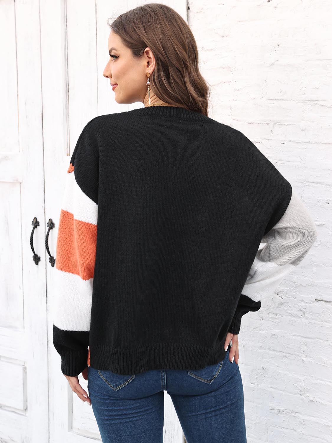 Color Block Round Neck Sweater - Body By J'ne