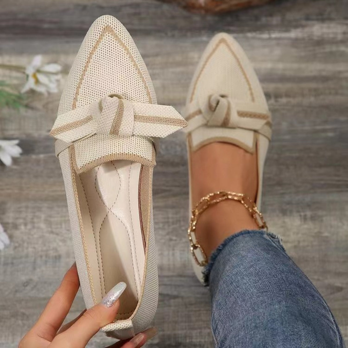 Bow Contrast Trim Point Toe Loafers - Body By J'ne