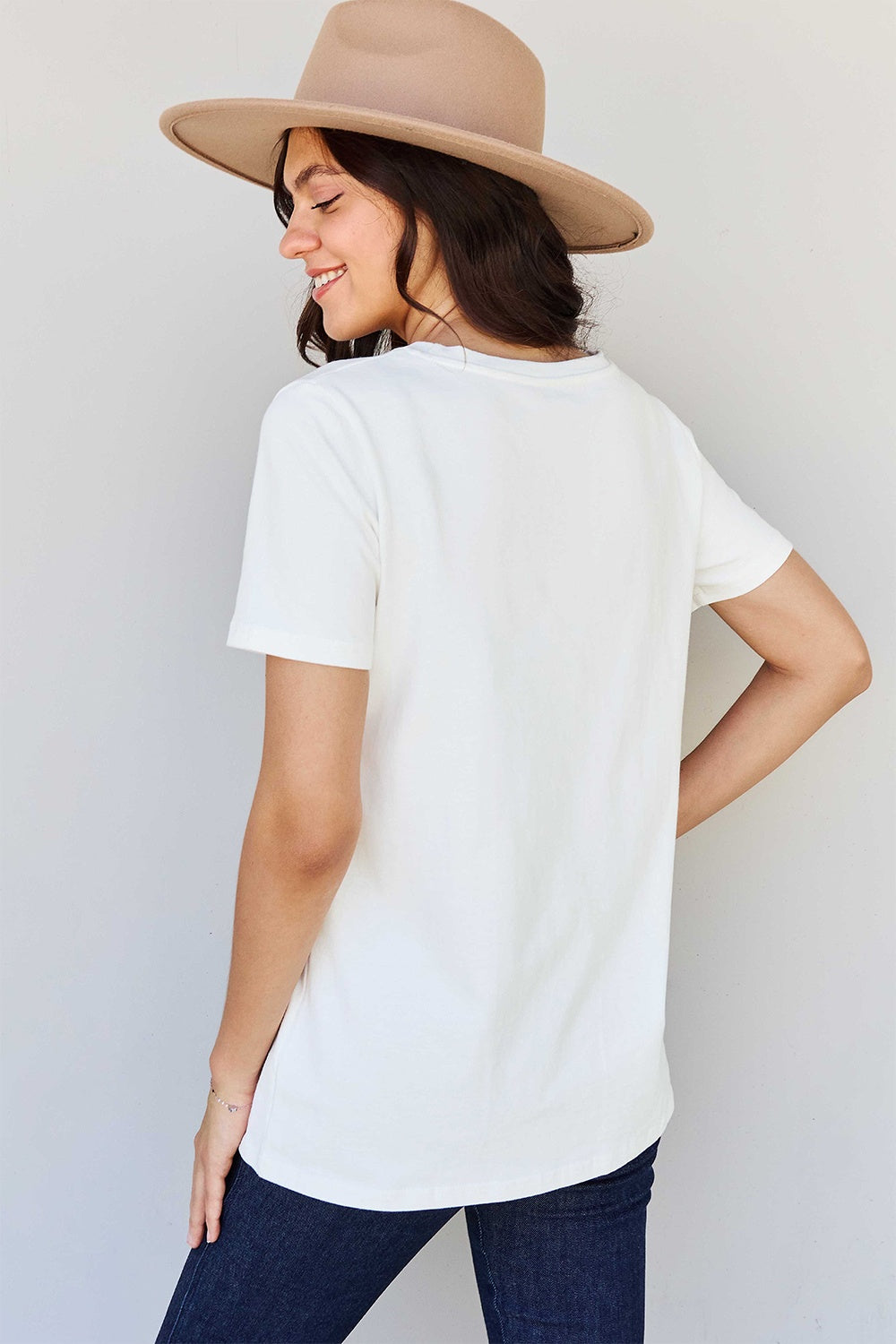 BE KIND Graphic T-Shirt - Body By J'ne