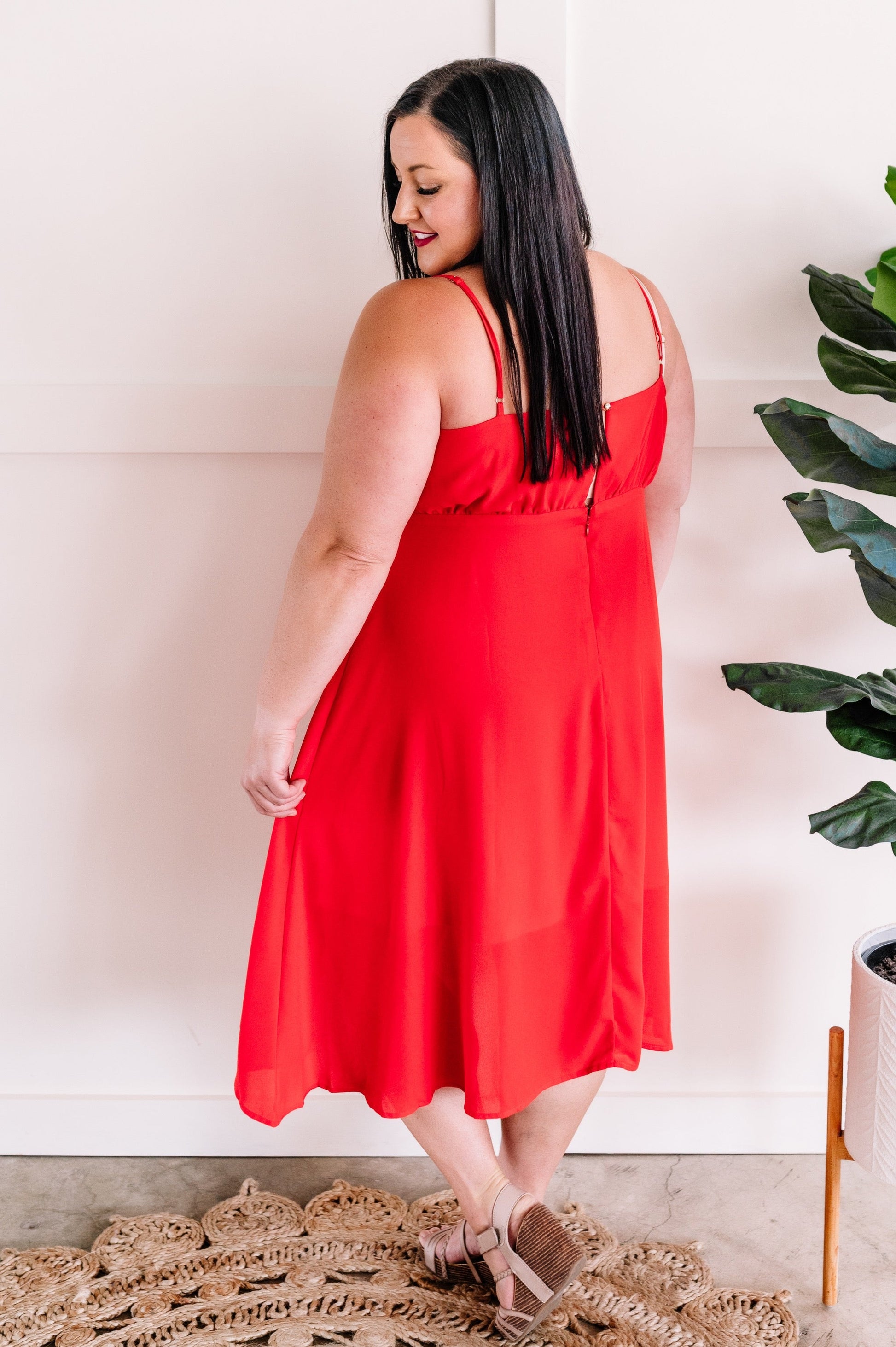 Tie Front Dress In Lipstick Red - Body By J'ne