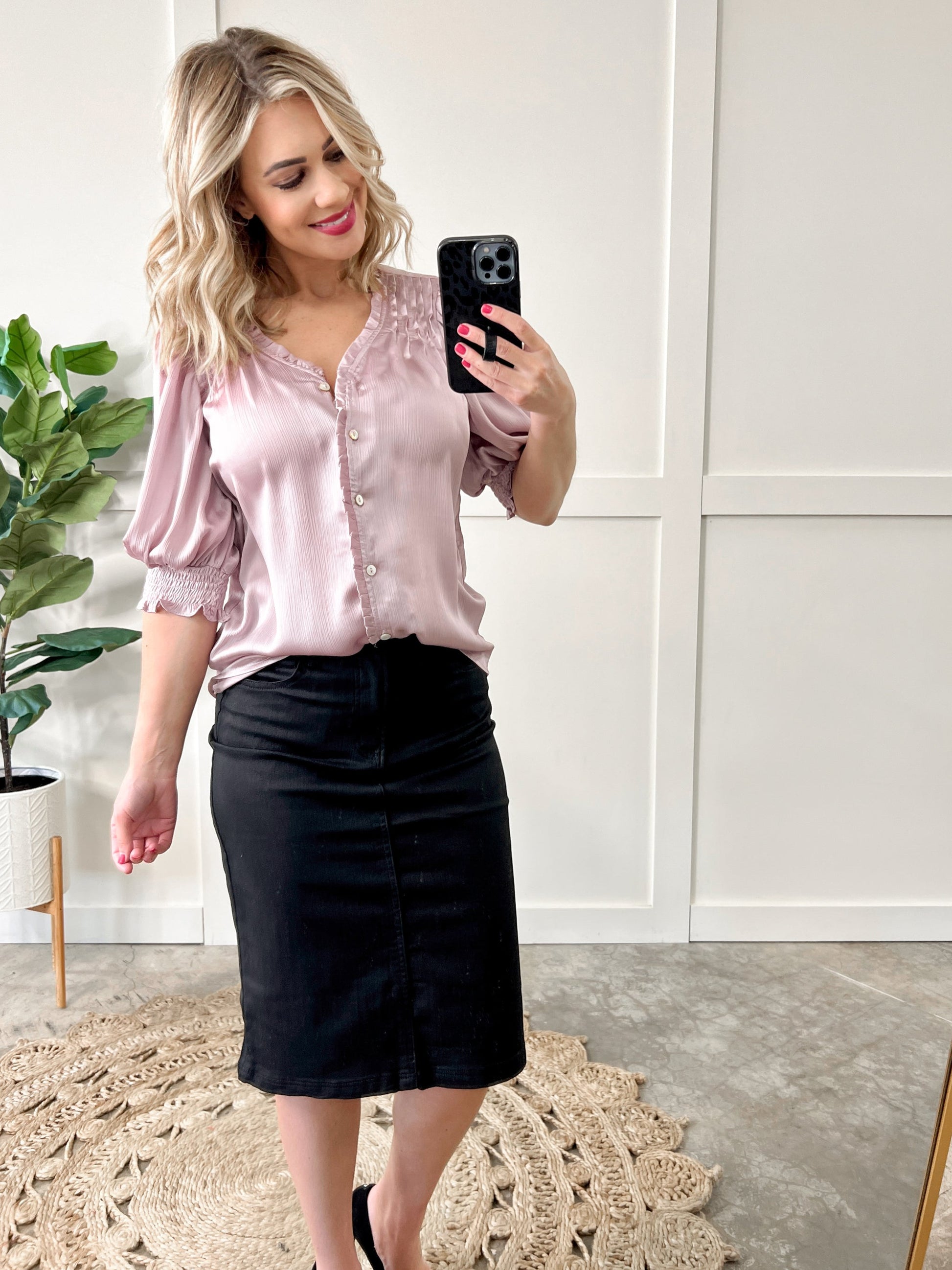 Denim Pencil Skirt In Classic Black By Risen - Body By J'ne