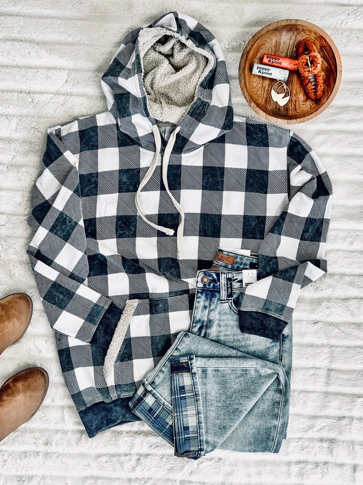 Checkered Plaid Sherpa Hoodie In Gray & White - Body By J'ne