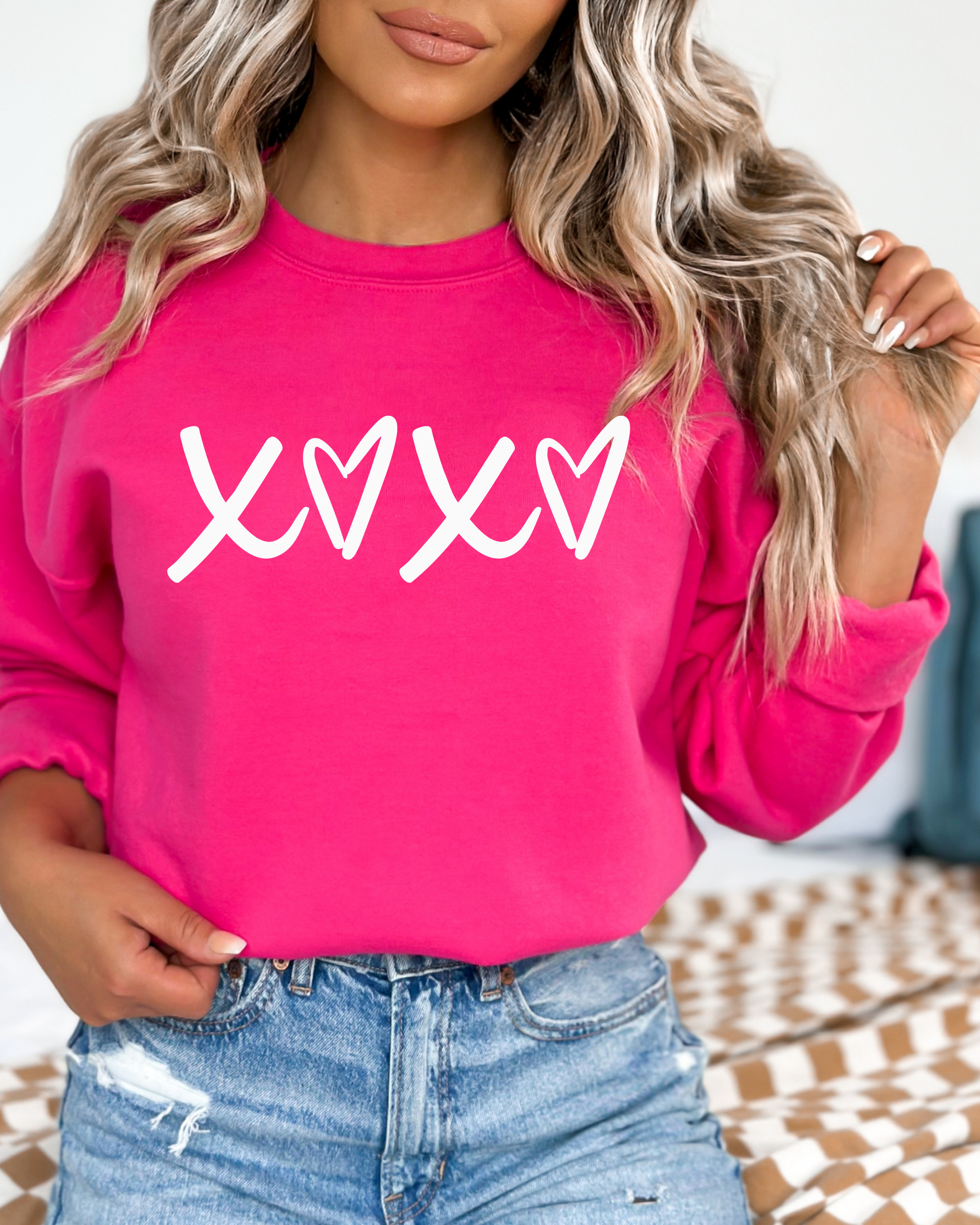 HUGS & KISSES SWEATSHIRT - Body By J'ne