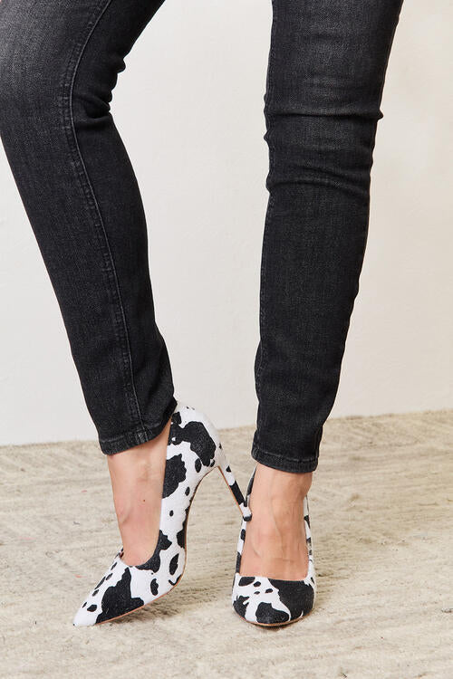 Melody 4" Closed Toe Heels - Body By J'ne