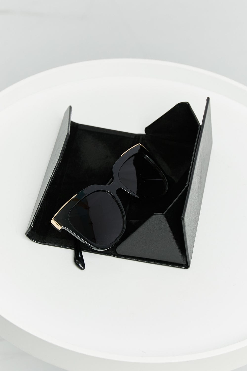 Full Rim Metal Frame Sunglasses - Body By J'ne