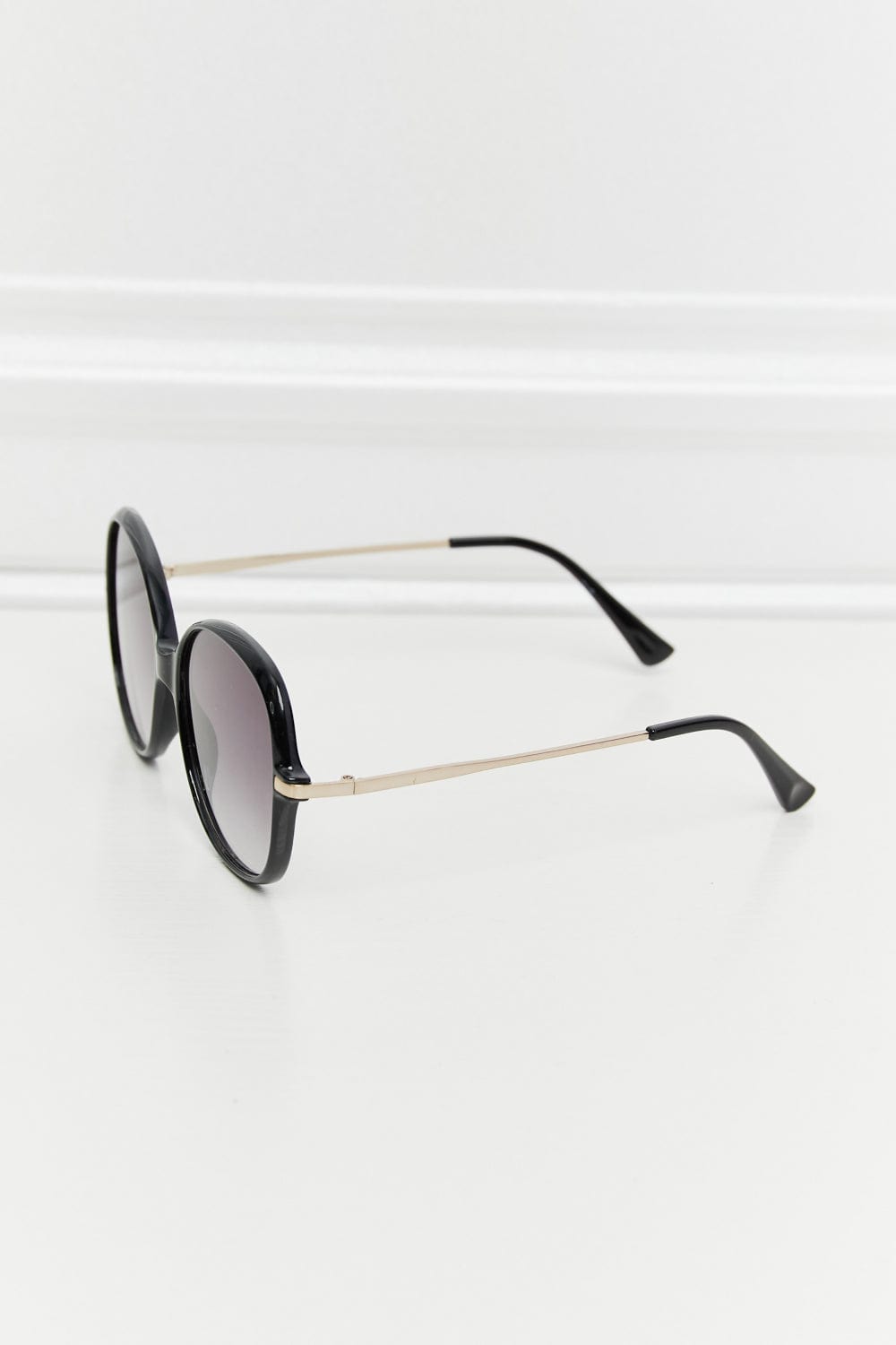 Metal-Plastic Hybrid Full Rim Sunglasses - Body By J'ne